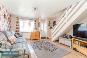 Sitting Room- click for photo gallery